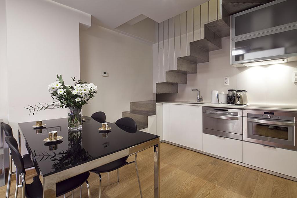 Apartment Barcelona Rentals - Pool Terrace In City Center Экстерьер фото