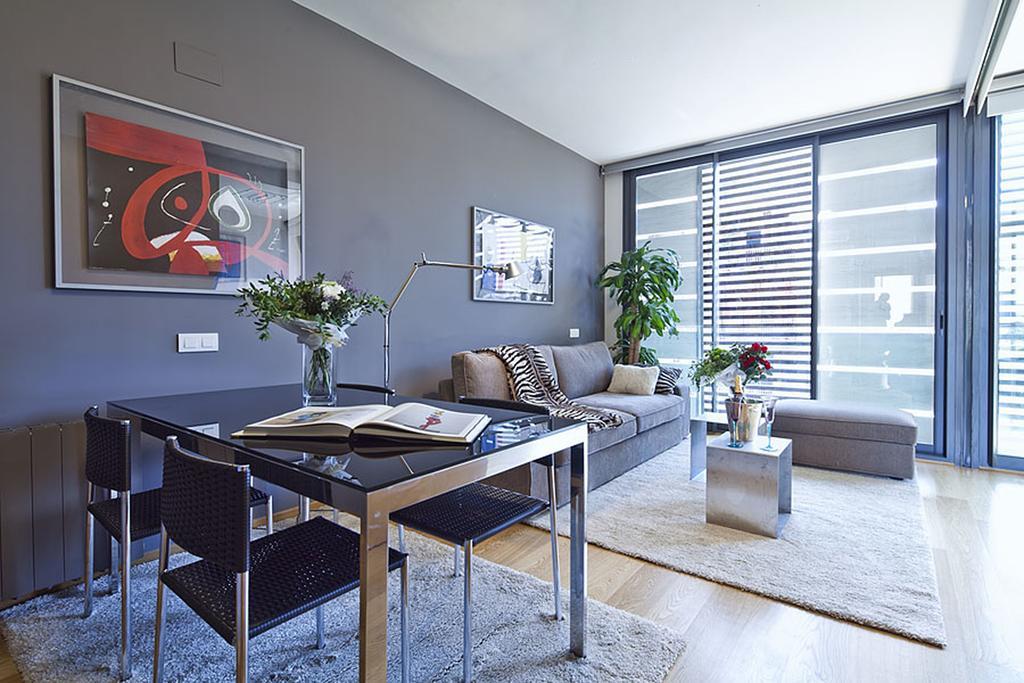 Apartment Barcelona Rentals - Pool Terrace In City Center Экстерьер фото