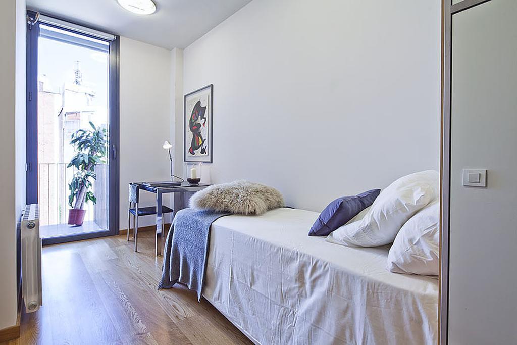 Apartment Barcelona Rentals - Pool Terrace In City Center Экстерьер фото
