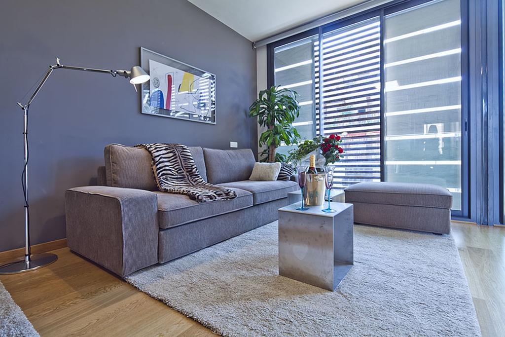 Apartment Barcelona Rentals - Pool Terrace In City Center Экстерьер фото