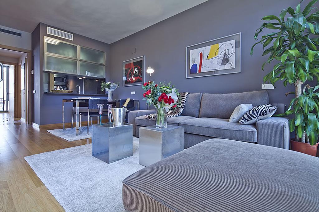 Apartment Barcelona Rentals - Pool Terrace In City Center Экстерьер фото